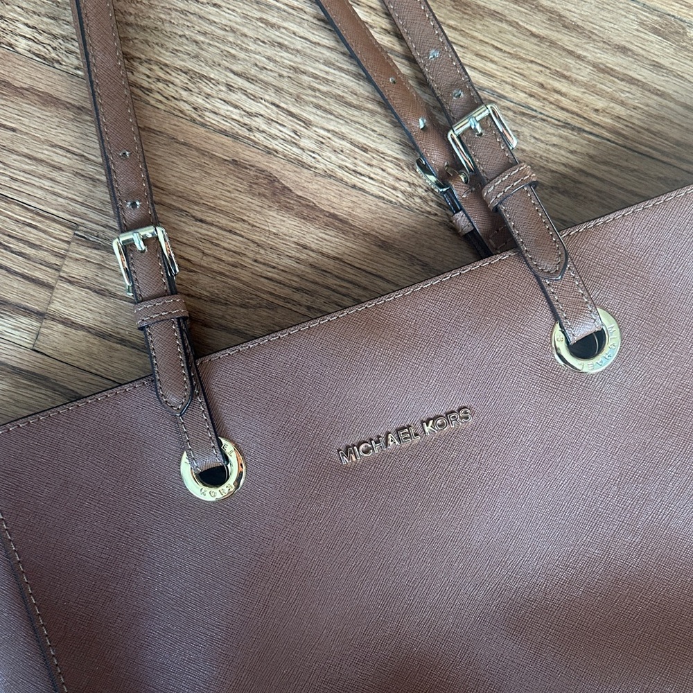 Michael Kors Cognac Leather Tote with Gold Hardware - Picture 3 of 10